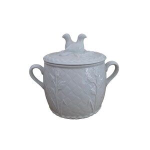 Vtg 1983 Royal Worcester Gourmet Oven China Covered Bean Pot Lovebirds